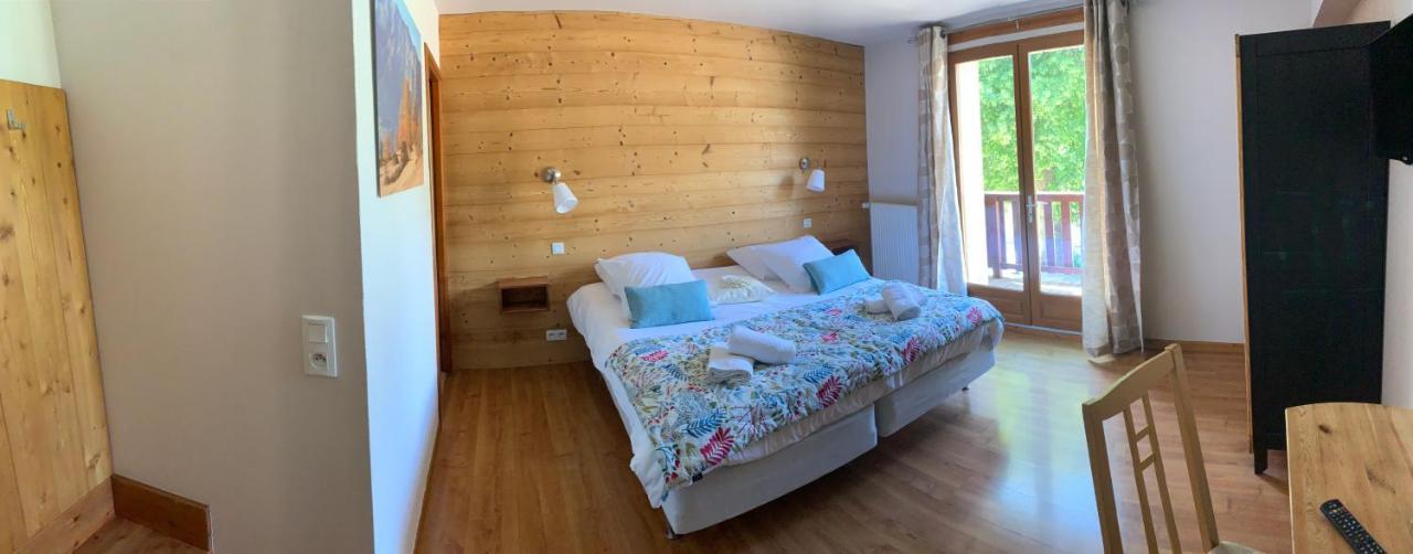 L'Escale En Ubaye Bed & Breakfast Saint-Pons  Екстериор снимка