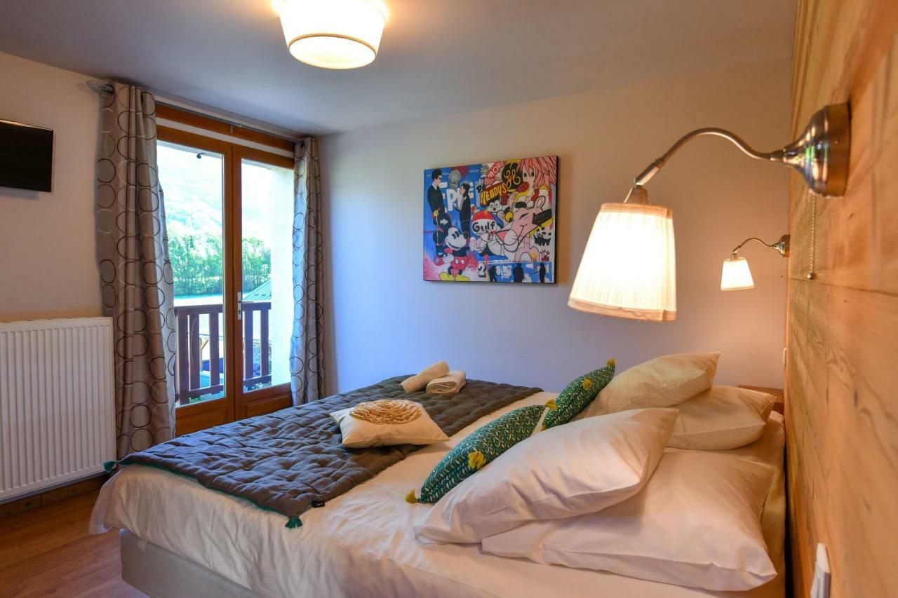 L'Escale En Ubaye Bed & Breakfast Saint-Pons  Екстериор снимка